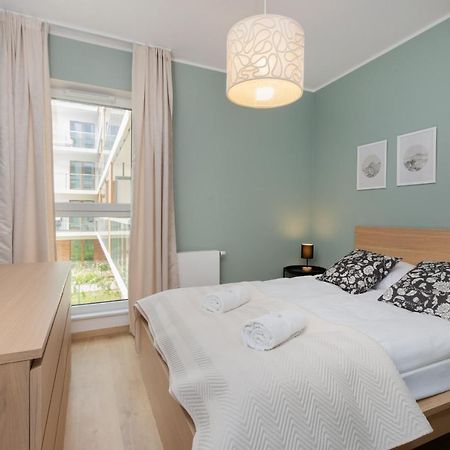 Bright & Stylish Apartment With Balcony 1,5 Km To Gdansk Main City By Noclegi Renters Dış mekan fotoğraf