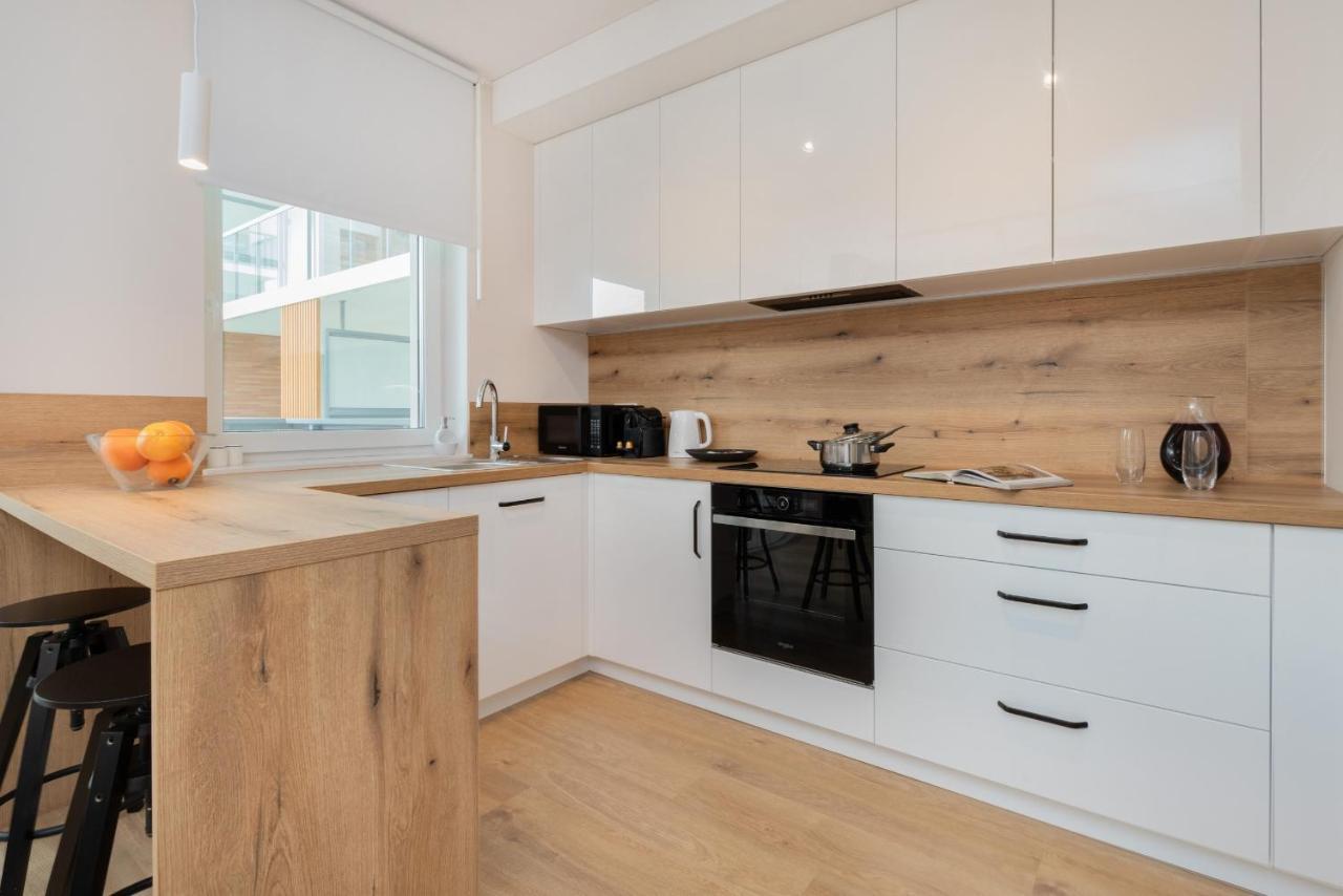 Bright & Stylish Apartment With Balcony 1,5 Km To Gdansk Main City By Noclegi Renters Dış mekan fotoğraf