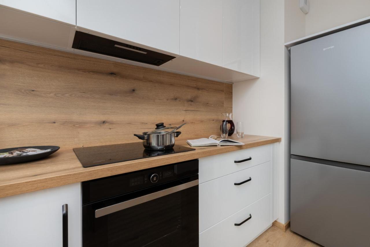 Bright & Stylish Apartment With Balcony 1,5 Km To Gdansk Main City By Noclegi Renters Dış mekan fotoğraf